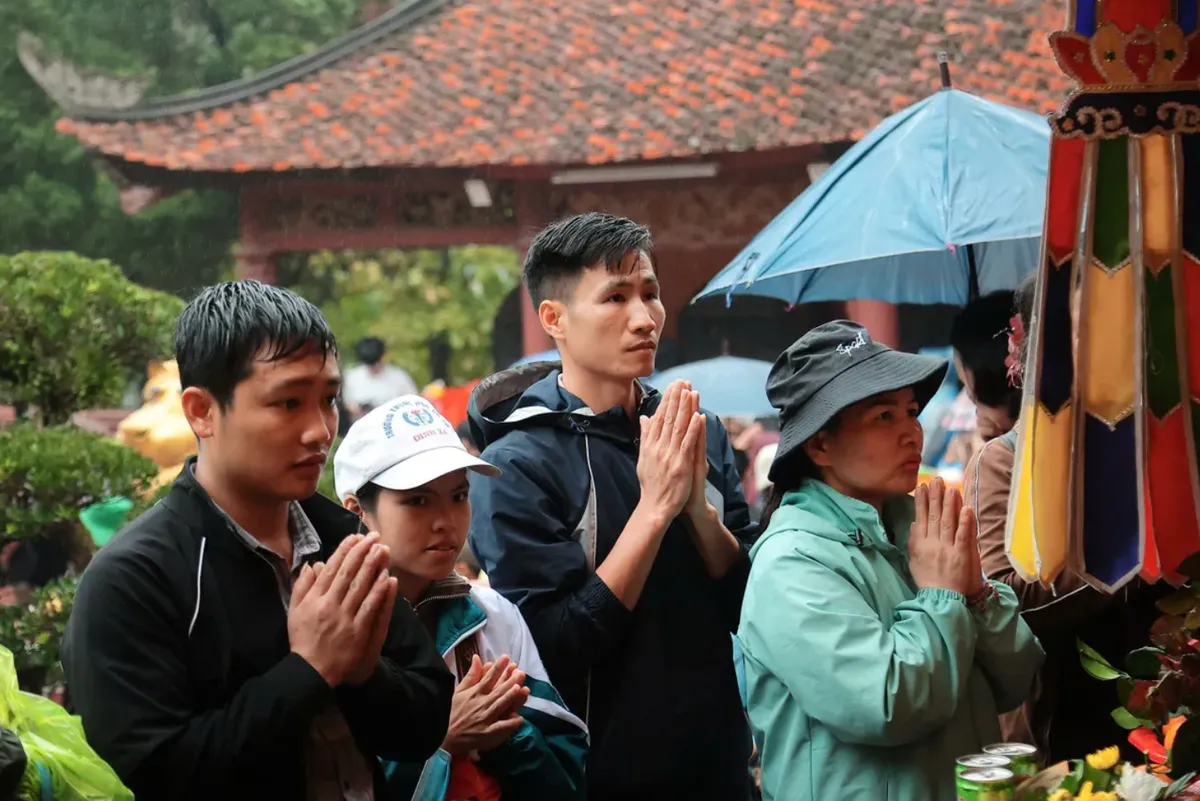 Ki&ecirc;n quyết kh&ocirc;ng để c&aacute;n bộ, c&ocirc;ng chức, vi&ecirc;n chức du xu&acirc;n trong giờ h&agrave;nh ch&iacute;nh - Ảnh 1.