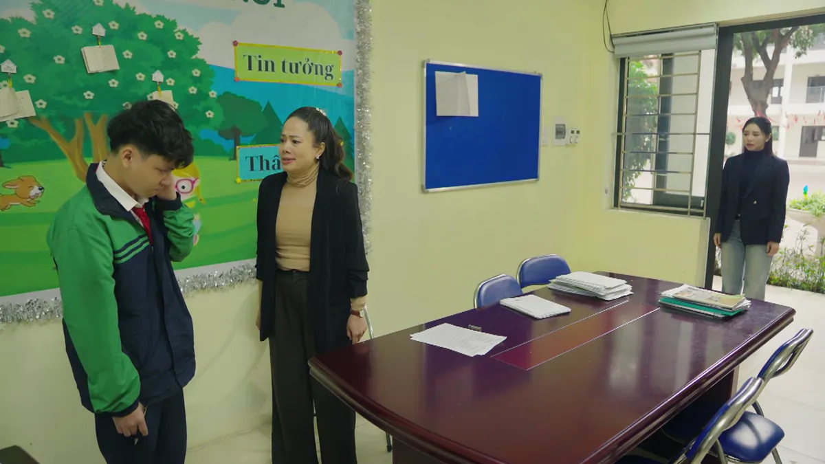 Bước chân vào đời - Tập 3: Cố ý va vào sếp để tìm cơ hội, nữ nhân viên bị bắt bài - Ảnh 4.