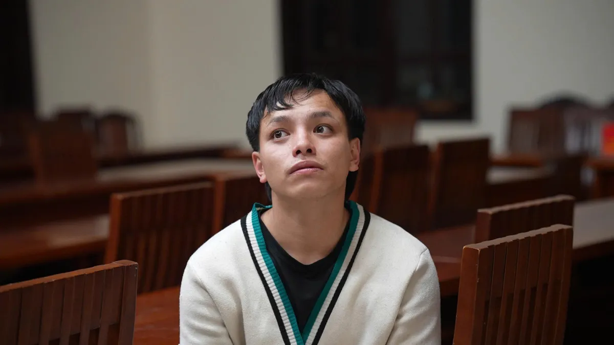 Bắt khẩn cấp nam t&agrave;i xế lao xe &ocirc; t&ocirc; v&agrave;o đ&aacute;m đ&ocirc;ng ở Đ&agrave; Lạt- Ảnh 1.