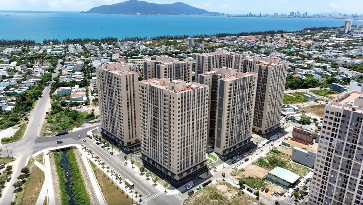 Bộ Xây dựng quyết tâm giải ngân trên 95% vốn đầu tư công, dồn lực bứt tốc hạ tầng - Ảnh 2.