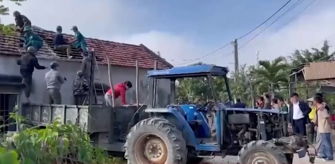 Khi đảng vi&ecirc;n đi trước, l&ograve;ng d&acirc;n đồng thuận- Ảnh 2.