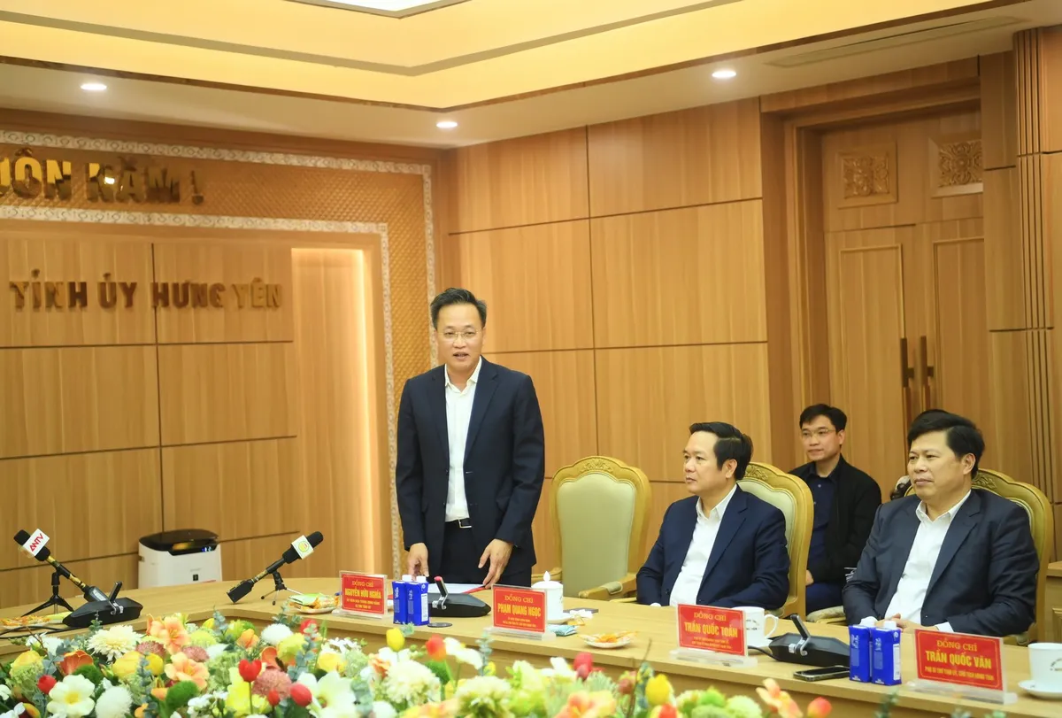 Đại tướng Lương Tam Quang: Hưng Y&ecirc;n phải sớm vươn l&ecirc;n trở th&agrave;nh cực tăng trưởng kinh tế ph&iacute;a Bắc - Ảnh 3.