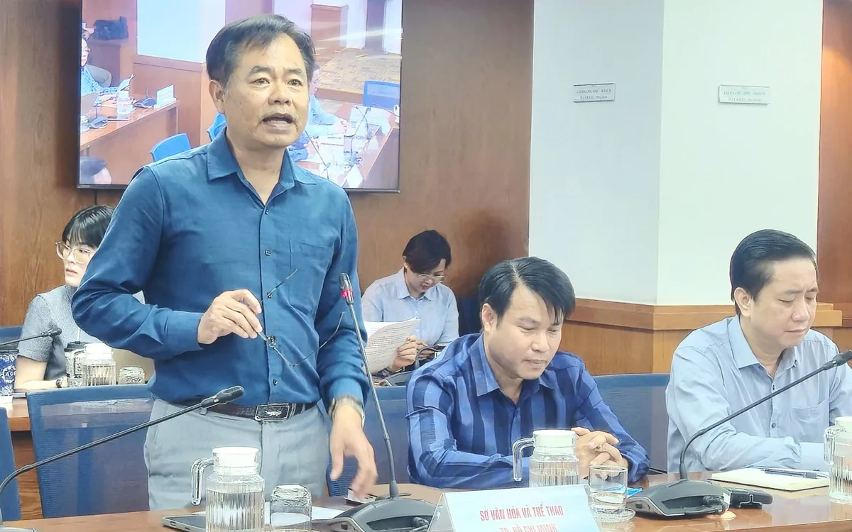 Ông Trương Kim Quân, Phó trưởng phòng quản lý di sản, Sở Văn hóa Thể thao TP Hồ Chí Minh thông tin về các Bảo vật quốc gia, chiều 26/2.