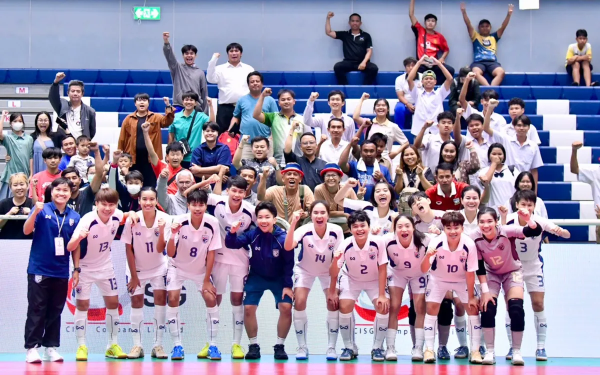 ĐT futsal nữ Thái Lan sẽ là đối thủ của ĐT futsal nữ Việt Nam ở trận bán kết giải Đông Nam Á. Tại giải đấu diễn ra năm 2024, 2 đội đã gặp nhau ở trận đấu cuối cùng tranh ngôi vô địch (Ảnh: LĐBĐ Thái Lan).