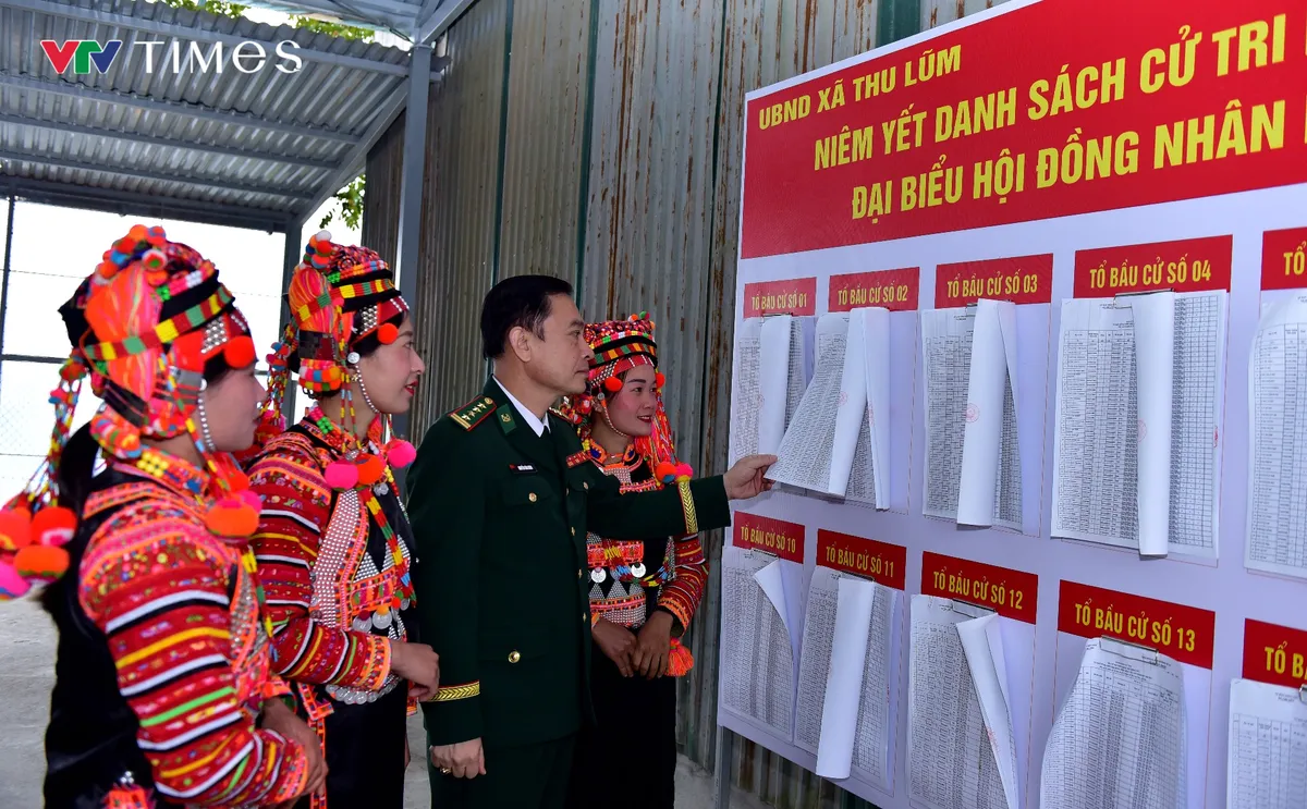 Lai Ch&acirc;u: Ng&agrave;y hội Bi&ecirc;n ph&ograve;ng to&agrave;n d&acirc;n gắn với tuy&ecirc;n truyền về ng&agrave;y hội non s&ocirc;ng tại x&atilde; Thu Lũm - Ảnh 3.