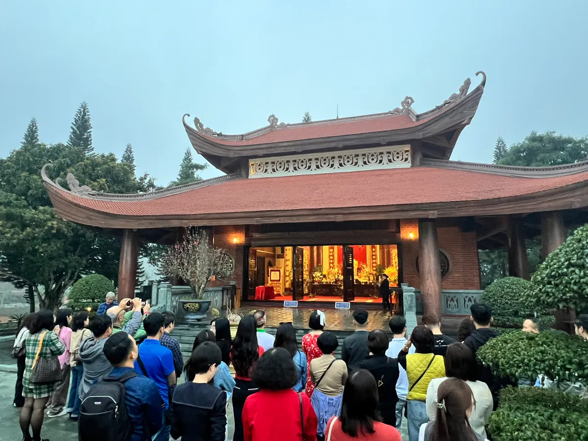 Về Thủ đ&ocirc; Gi&oacute; ng&agrave;n, n&aacute;o nức trẩy hội Lồng Tồng x&atilde; Ph&uacute; Đ&igrave;nh - Ảnh 7.