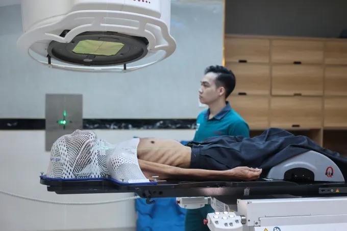 Bộ Y tế đề xuất bổ sung 84 thuốc mới v&agrave;o danh mục BHYT, ưu ti&ecirc;n thuốc ung thư đắt tiền- Ảnh 1.