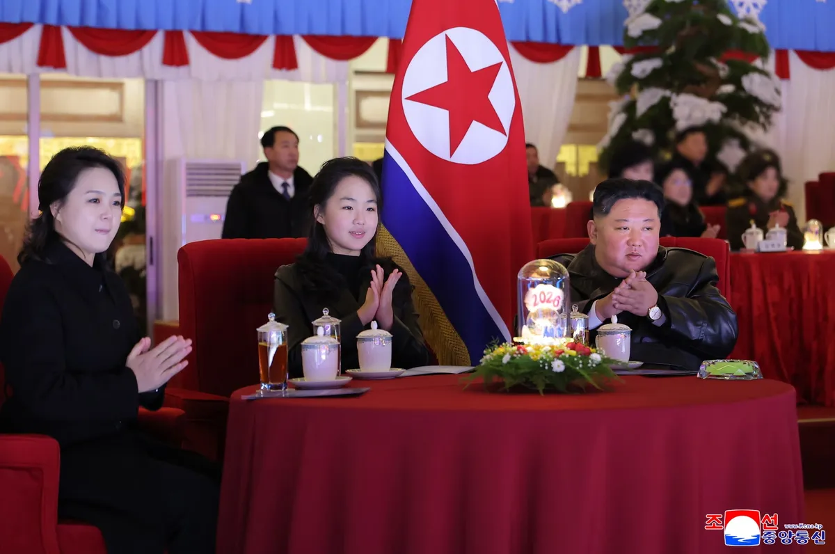 Đại hội đảng Triều Ti&ecirc;n h&eacute; lộ kế hoạch kế nhiệm &ocirc;ng Kim Jong-un - Ảnh 1.
