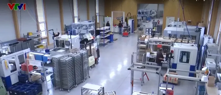 Thủ phủ c&ocirc;ng nghiệp &ocirc; t&ocirc; Đức vật lộn trong kh&oacute; khăn - Ảnh 1.