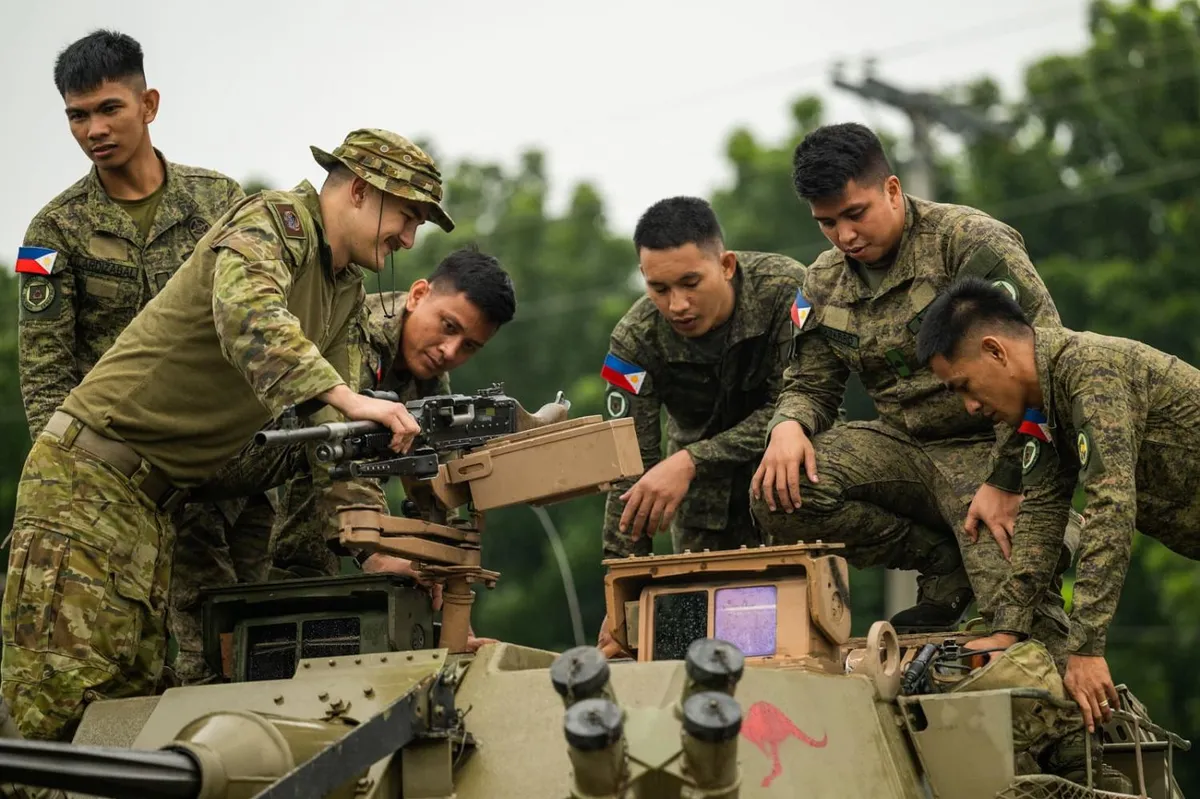 Philippines, Nhật Bản v&agrave; Mỹ tổ chức tập trận qu&acirc;n sự chung- Ảnh 1.