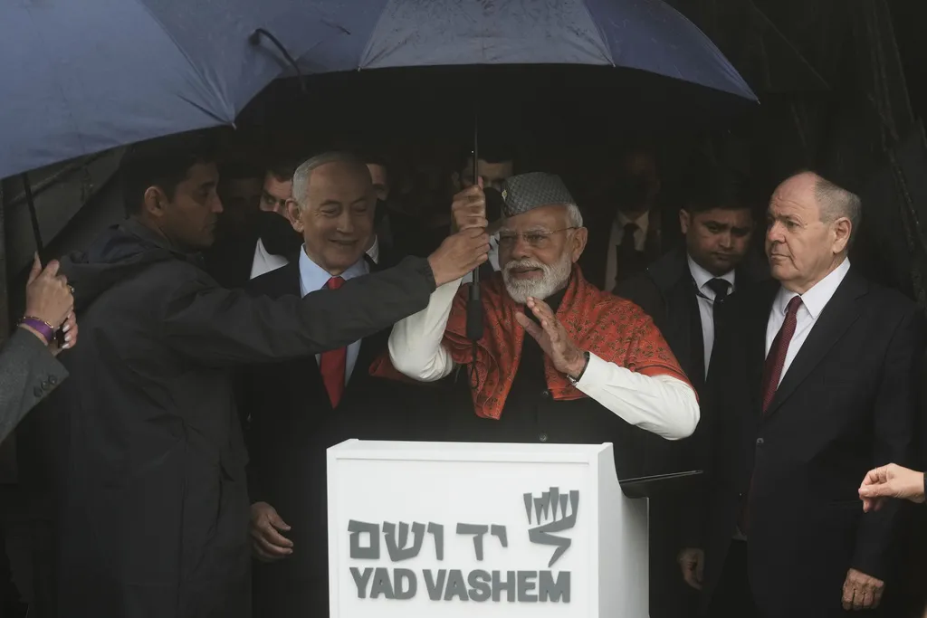 Ấn Độ - Israel n&acirc;ng cấp quan hệ l&ecirc;n &ldquo;Đối t&aacute;c chiến lược đặc biệt&rdquo;- Ảnh 1.