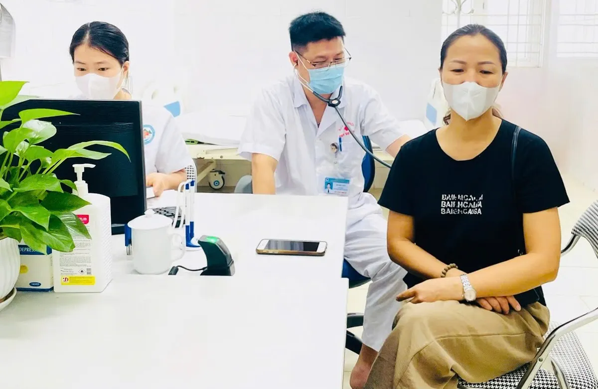 Y tế Thủ đ&ocirc; tăng tốc chuyển đổi số để tạo đột ph&aacute;.- Ảnh 1.