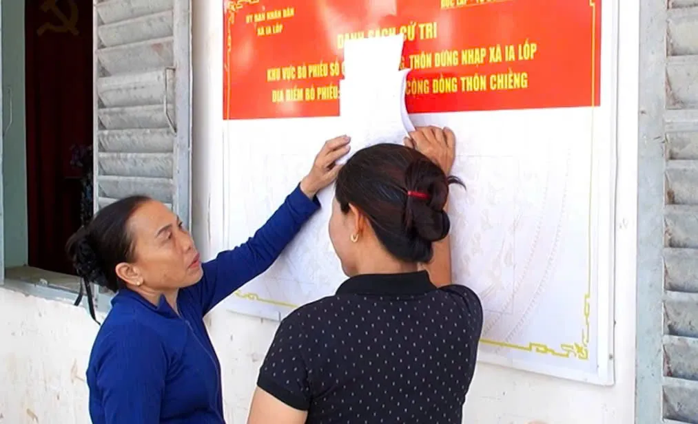 Lan tỏa về ng&agrave;y hội bầu cử đến từng bu&ocirc;n l&agrave;ng ở Đắk Lắk - Ảnh 3.