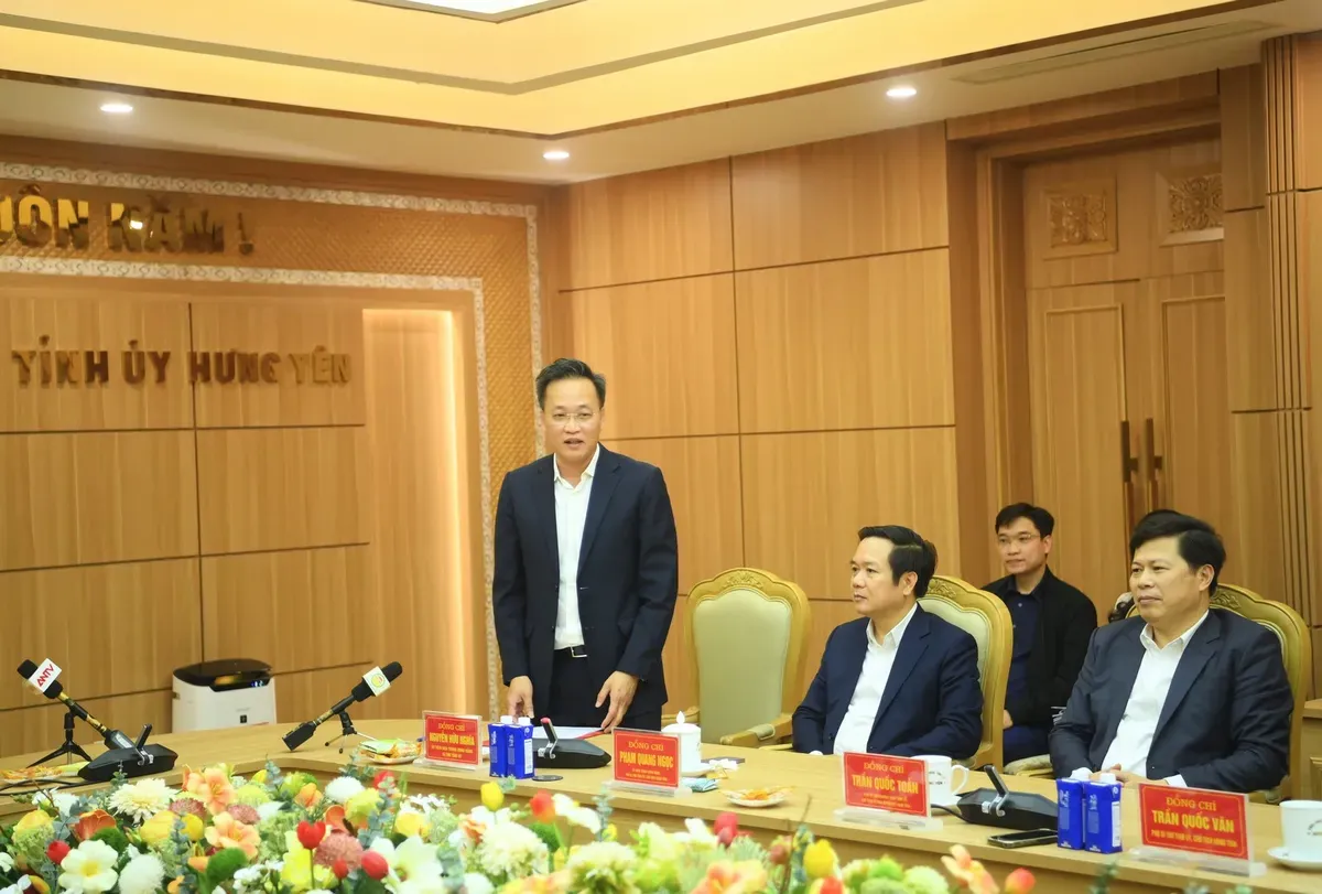 Đại tướng Lương Tam Quang ch&uacute;c Tết, đề nghị Hưng Y&ecirc;n trở th&agrave;nh cực tăng trưởng ph&iacute;a Bắc- Ảnh 2.