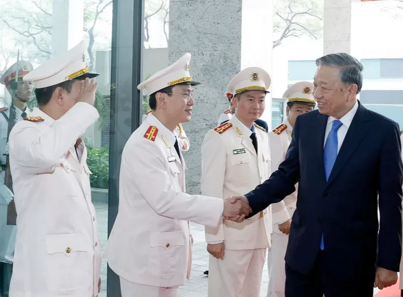 Tổng B&iacute; thư T&ocirc; L&acirc;m: Xử l&yacute; nghi&ecirc;m vi phạm ph&aacute;p luật nhưng kh&ocirc;ng để cản trở ph&aacute;t triển- Ảnh 1.