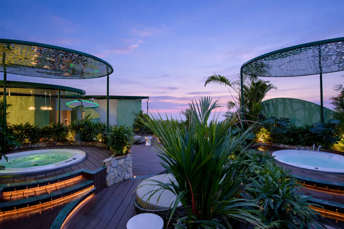 V&igrave; sao thi&ecirc;n nhi&ecirc;n đang quay trở lại kh&ocirc;ng gian kh&aacute;ch sạn giữa l&ograve;ng đ&ocirc; thị?- Ảnh 2.