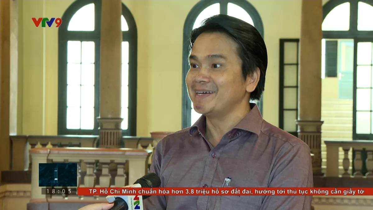 tc24h-2702-1 ho dung man.jpg