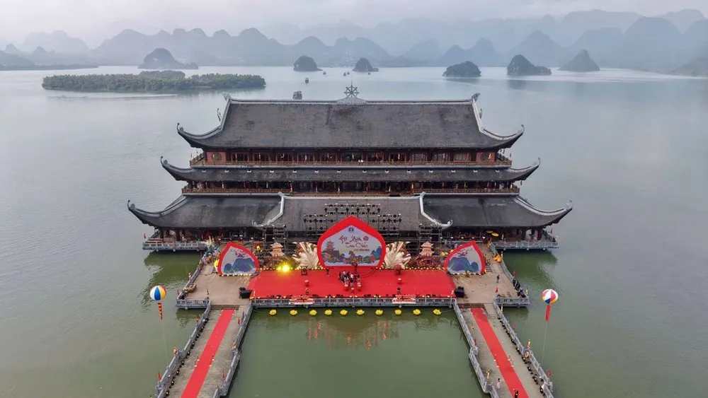 Ninh Bình đón nhận Bằng xếp hạng Di tích Quốc gia đặc biệt Quần thể Di tích Tam Chúc - Ảnh 5.