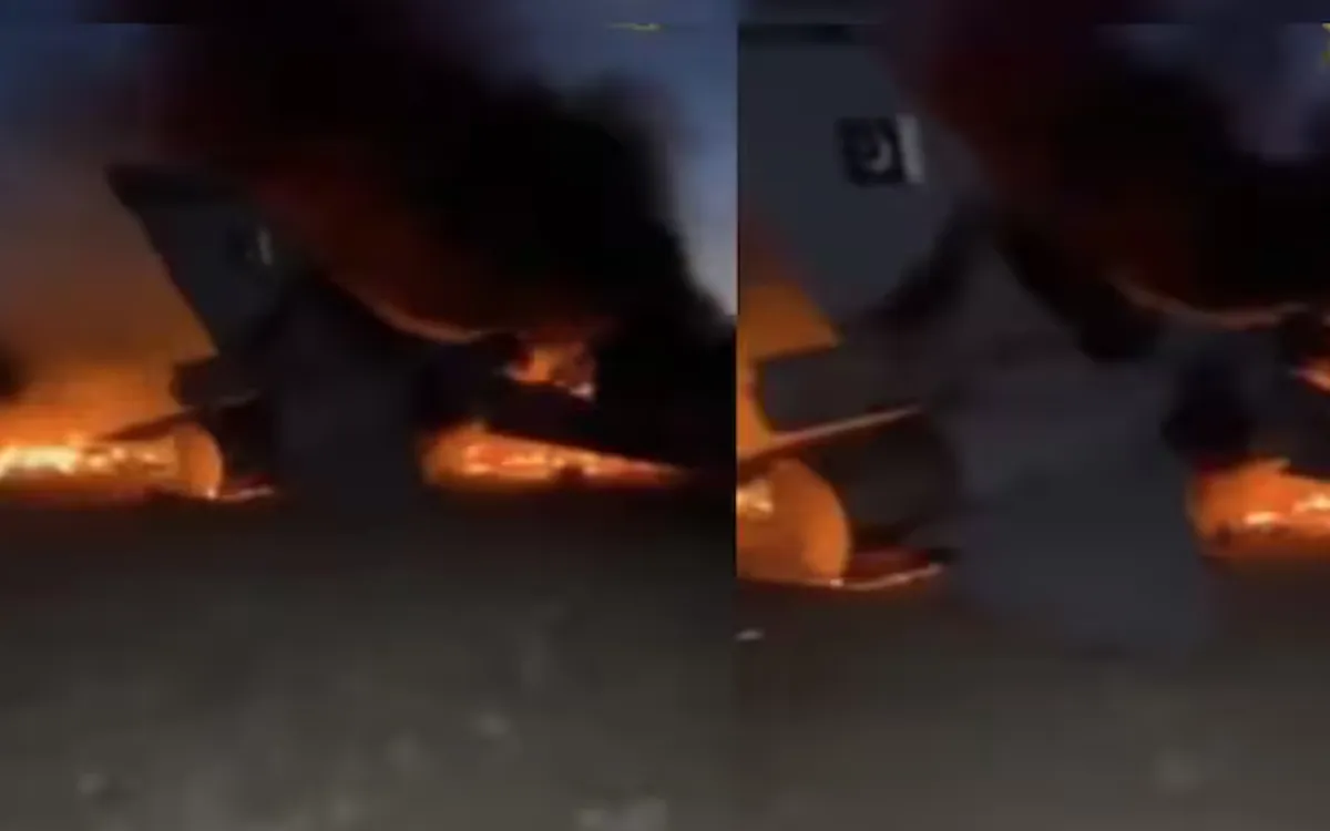 Hình ảnh chụp từ đoạn video được cho là ghi lại cảnh Afghanistan bắn rơi chiến đấu cơ Pakistan (Ảnh: X)