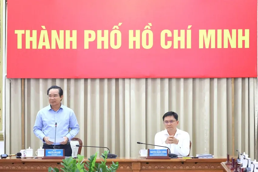 Chủ tịch TP Hồ Chí Minh: Không lạm dụng đường Lê Lợi, Nguyễn Huệ để tổ chức sự kiện - Ảnh 1.