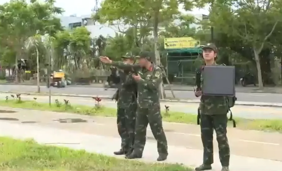 Tăng cường gi&aacute;m s&aacute;t thiết bị bay kh&ocirc;ng người l&aacute;i để bảo đảm an to&agrave;n h&agrave;ng kh&ocirc;ng tại Đ&agrave; Nẵng- Ảnh 2.