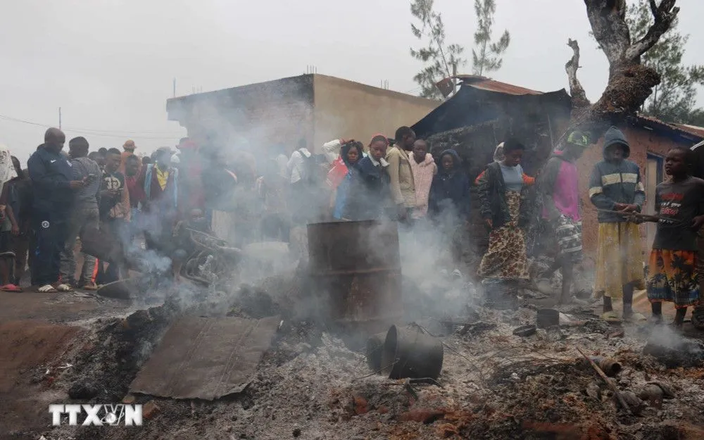 Hiện trường một vụ tấn công tại Beni, tỉnh Bắc Kivu, CHDC Congo (Ảnh: THX/TTXVN)