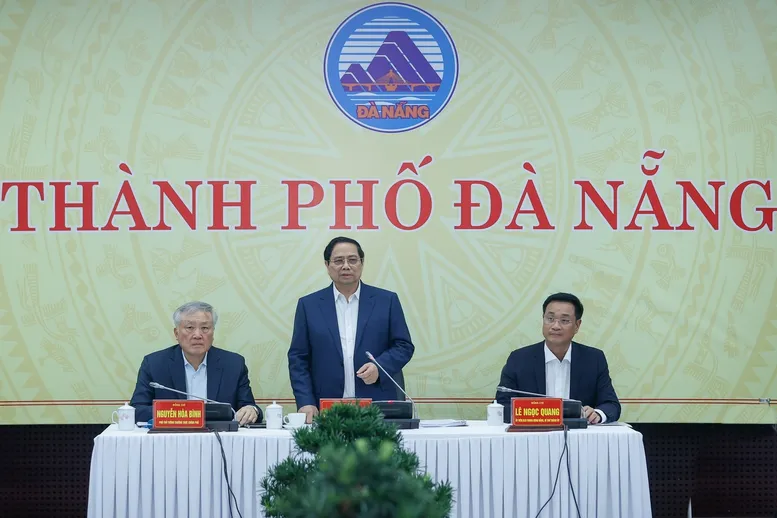 Thủ tướng y&ecirc;u cầu Đ&agrave; Nẵng đẩy nhanh đầu tư c&aacute;c hạ tầng phục vụ Trung t&acirc;m t&agrave;i ch&iacute;nh quốc tế - Ảnh 1.