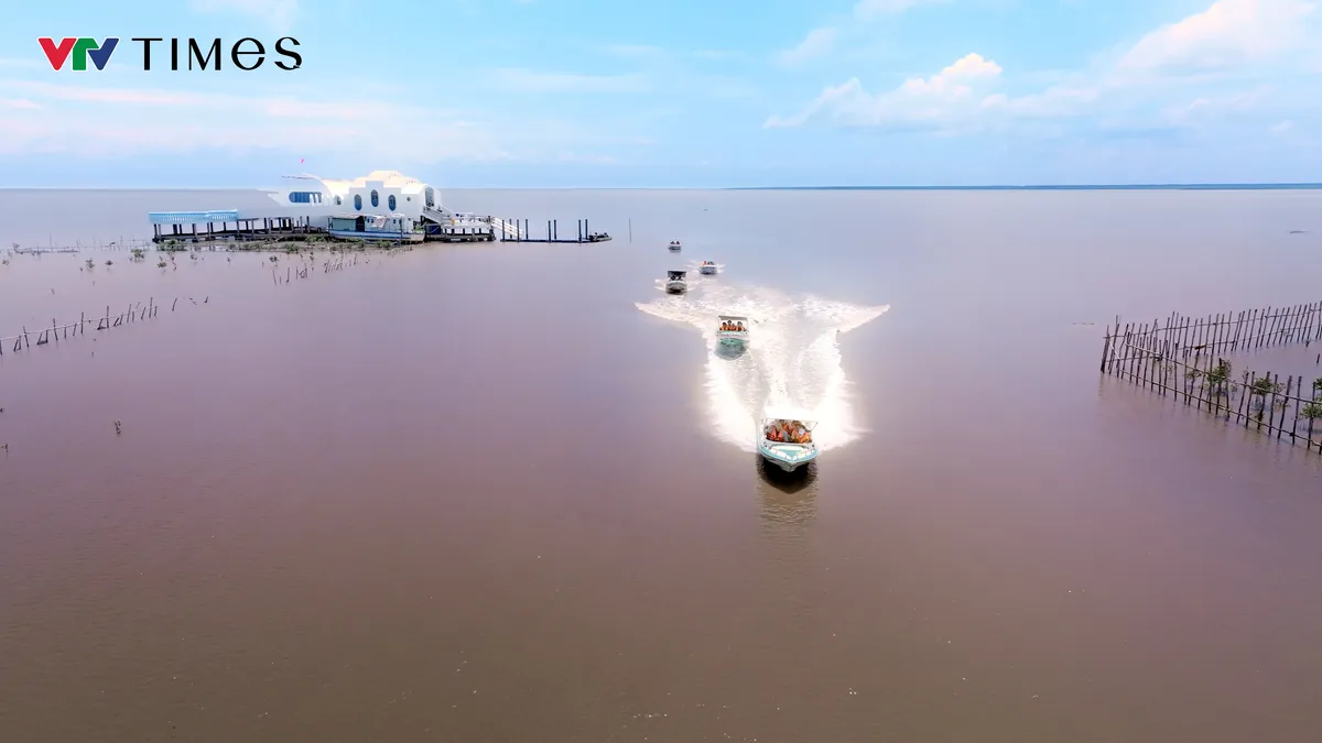 Li&ecirc;n kết v&ugrave;ng tạo c&uacute; h&iacute;ch cho du lịch Đồng bằng s&ocirc;ng Cửu Long năm 2025- Ảnh 4.