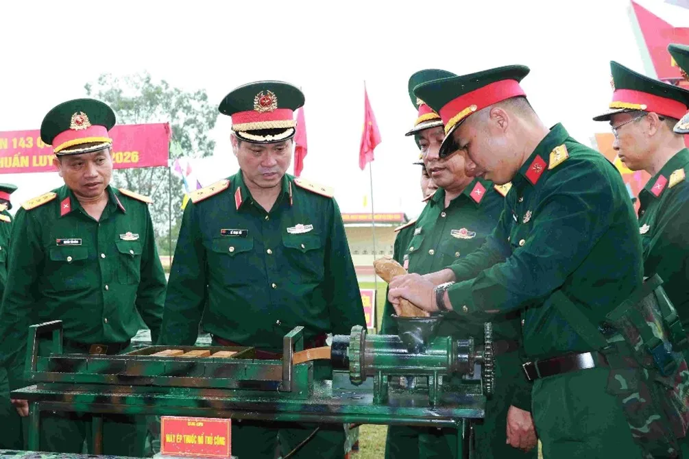 Qu&acirc;n khu 5 kiểm tra c&ocirc;ng t&aacute;c chuẩn bị huấn luyện v&agrave; tiếp nhận chiến sĩ mới năm 2026 - Ảnh 1.