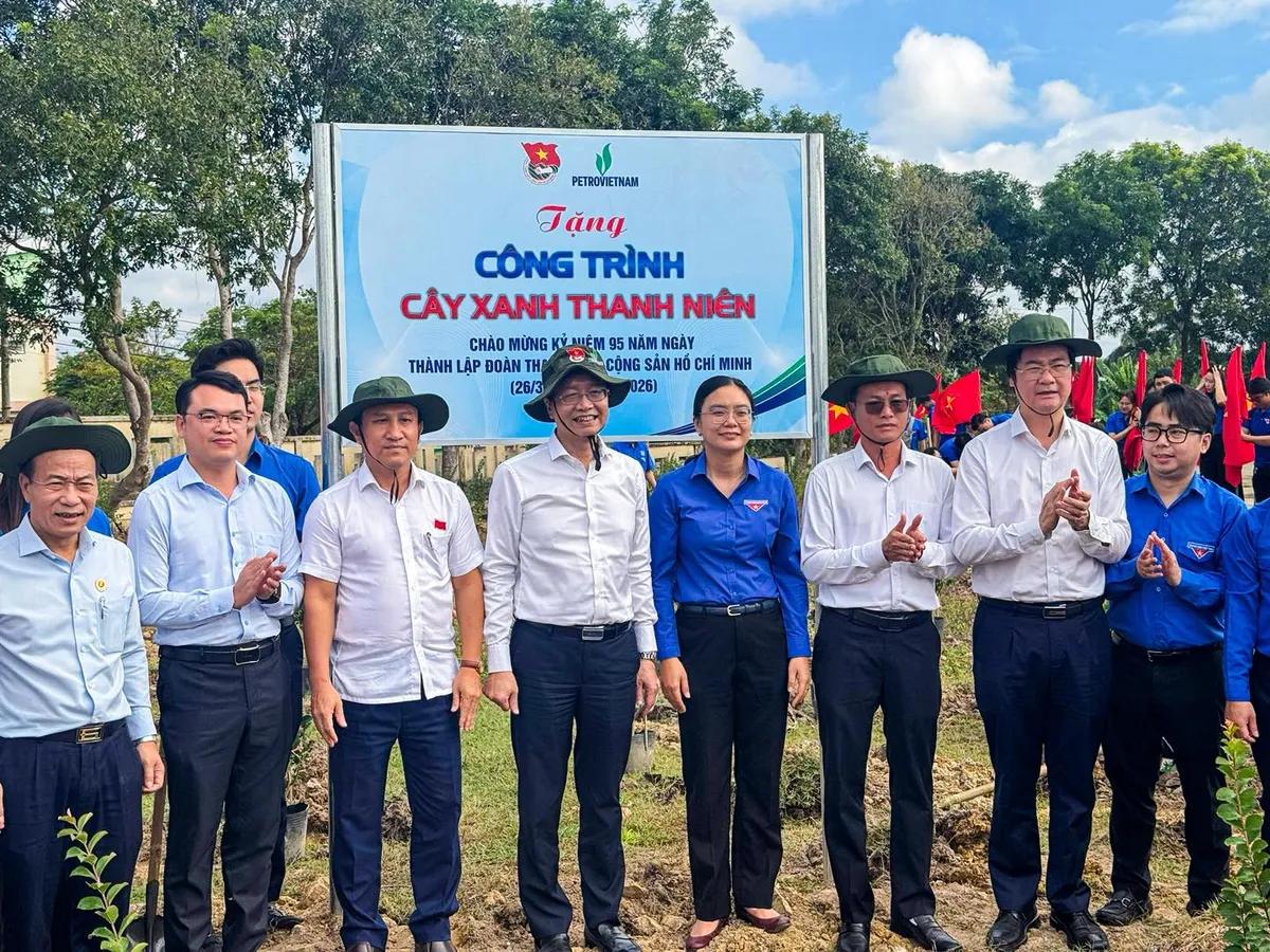 TP Hồ Chí Minh khởi động tháng thanh niên với các công trình ý nghĩa vì cộng đồng - Ảnh 3.