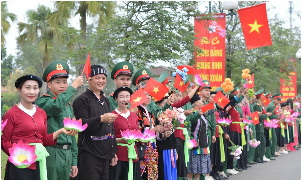 Khai mạc &ldquo;Sắc Xu&acirc;n tr&ecirc;n mọi miền Tổ quốc&rdquo; năm 2026: Hội tụ tinh hoa văn h&oacute;a 54 d&acirc;n tộc - Ảnh 7.