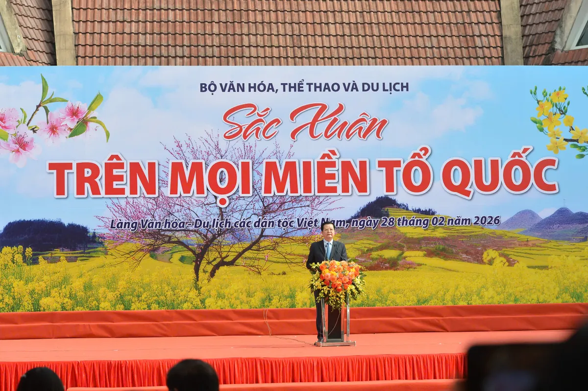 Khai mạc &ldquo;Sắc Xu&acirc;n tr&ecirc;n mọi miền Tổ quốc&rdquo; năm 2026: Hội tụ tinh hoa văn h&oacute;a 54 d&acirc;n tộc - Ảnh 1.