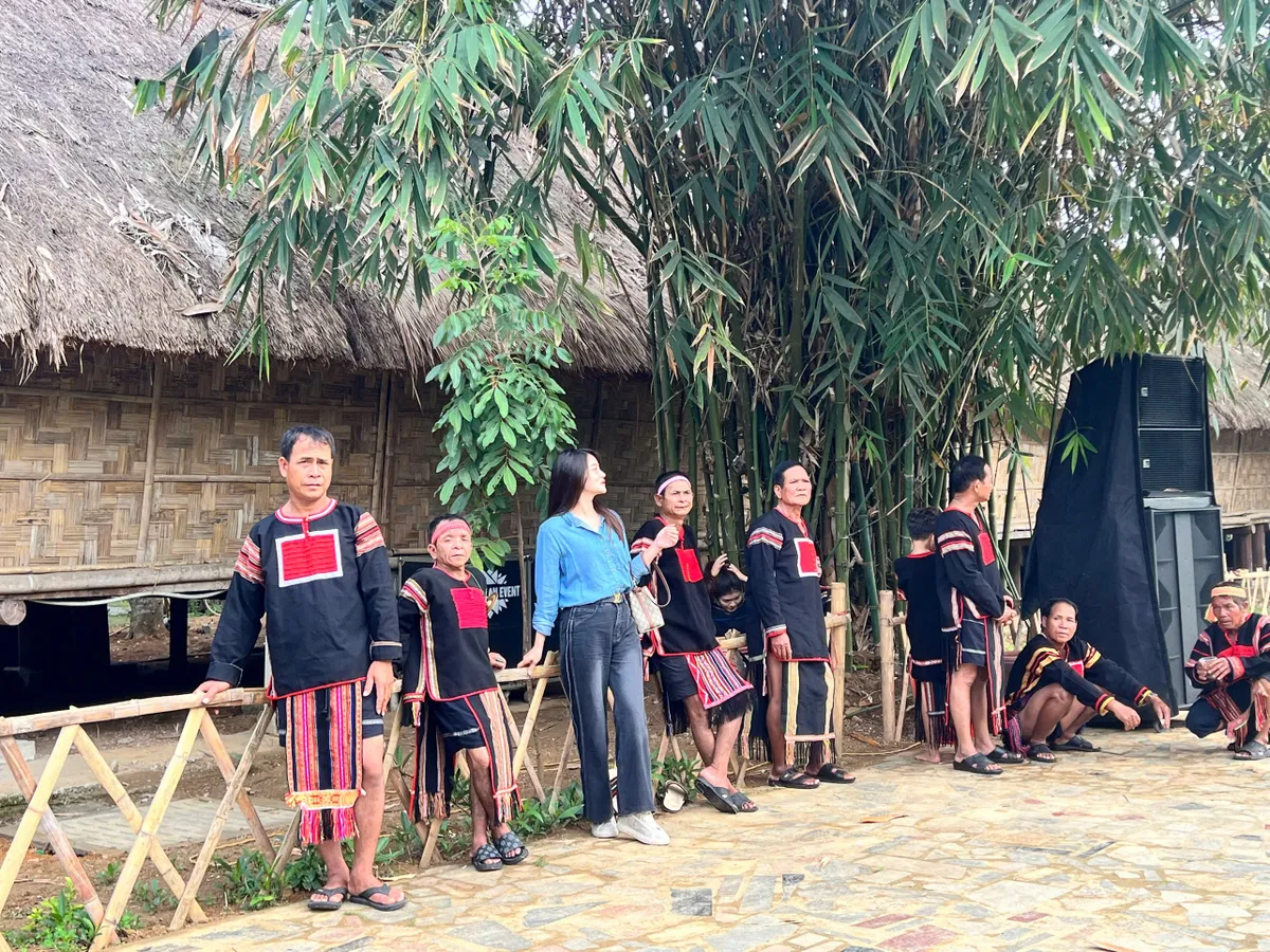 Khai mạc &ldquo;Sắc Xu&acirc;n tr&ecirc;n mọi miền Tổ quốc&rdquo; năm 2026: Hội tụ tinh hoa văn h&oacute;a 54 d&acirc;n tộc - Ảnh 4.