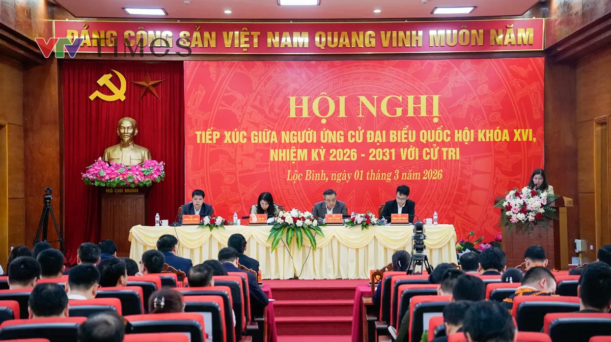 Ứng cử viên ĐBQH khóa XVI tiếp xúc cử tri Đơn vị bầu cử số 1 Lạng Sơn - Ảnh 1.