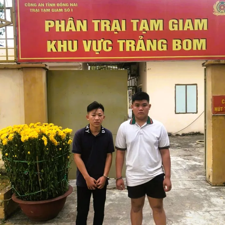 4 thiếu ni&ecirc;n trộm xe m&aacute;y ở Đồng Nai rồi ra đầu th&uacute;- Ảnh 2.