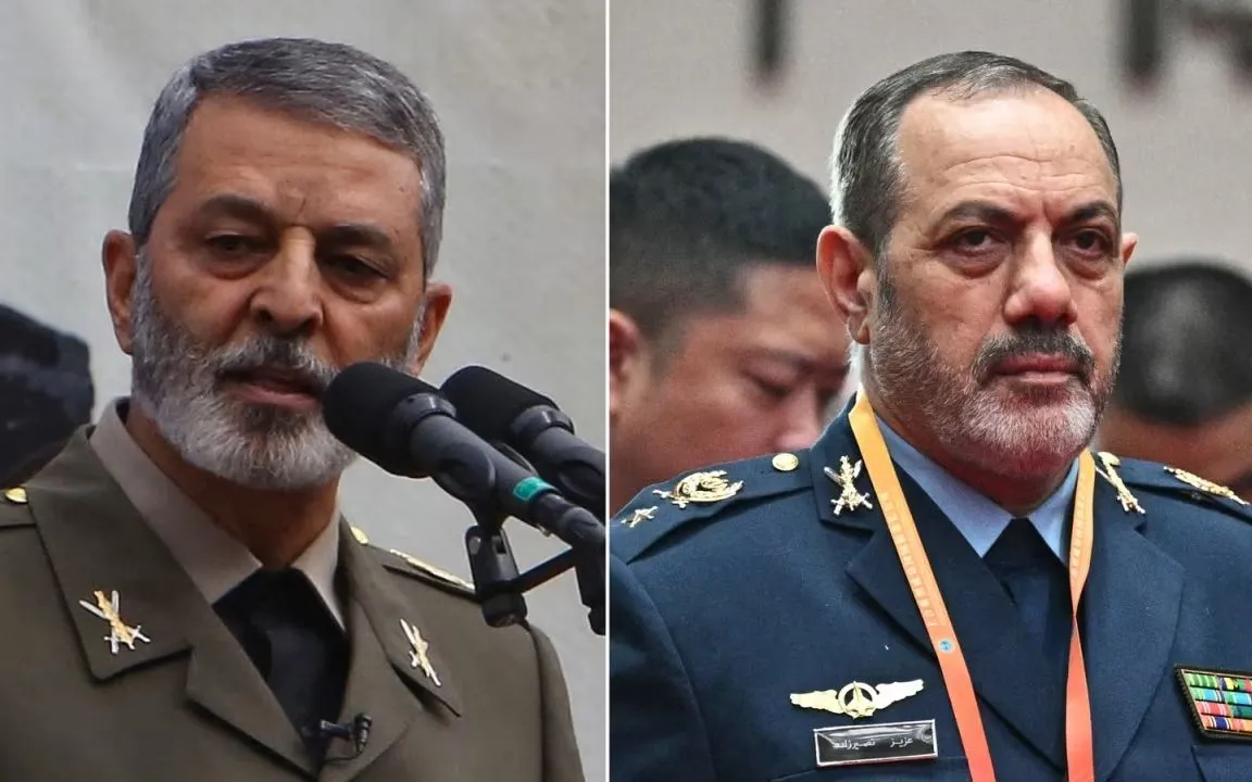 Trung tướng Abdolrahim Mousavi (trái) và Bộ trưởng Quốc phòng Iran Aziz Nasirzadeh (Ảnh: Getty Images)
