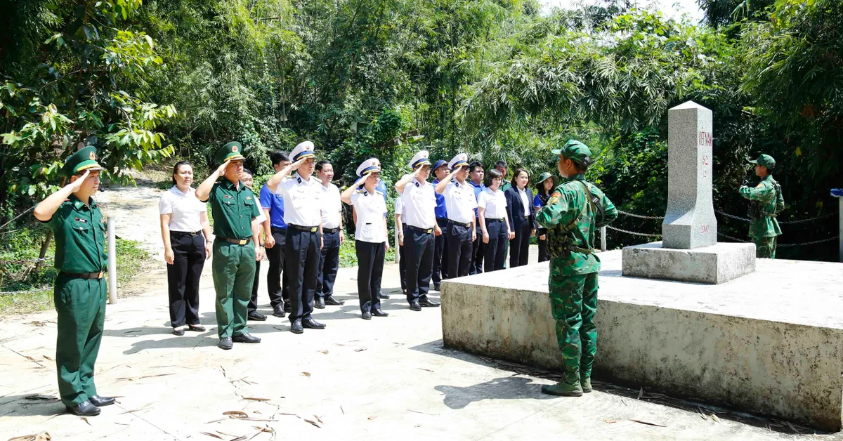 T&ocirc; thắm h&igrave;nh ảnh "Bộ đội Cụ Hồ" nơi bi&ecirc;n cương Đăk Ơ (Đồng Nai) - Ảnh 5.