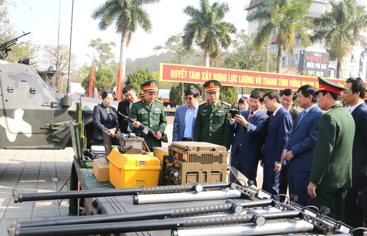 Lực lượng vũ trang tỉnh Điện Bi&ecirc;n ra qu&acirc;n huấn luyện năm 2026  - Ảnh 4.