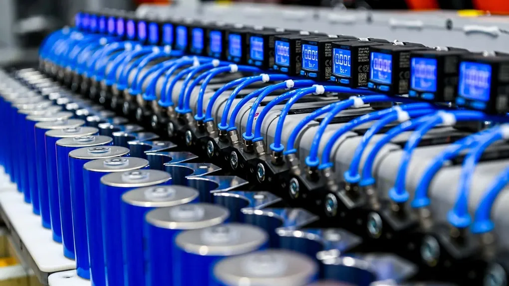 Châu Âu loay hoay trong tham vọng tự chủ sản xuất pin xe điện- Ảnh 1. Châu Âu loay hoay trong tham vọng tự chủ sản xuất pin xe điện- Ảnh 1.