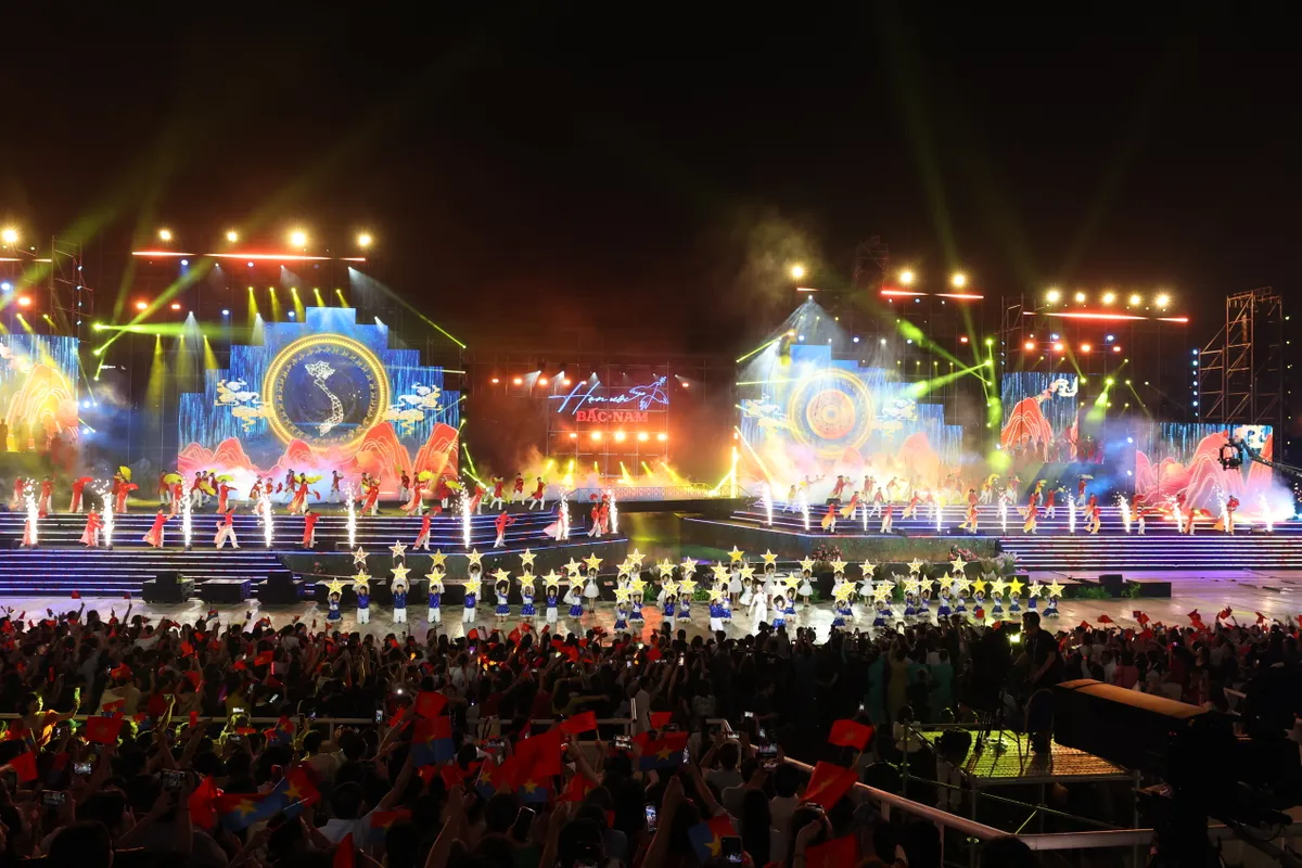 Văn h&oacute;a l&agrave; nền tảng - S&aacute;ng tạo l&agrave; động lực - Bản lĩnh người l&iacute;nh l&agrave; bản sắc  - Ảnh 3.