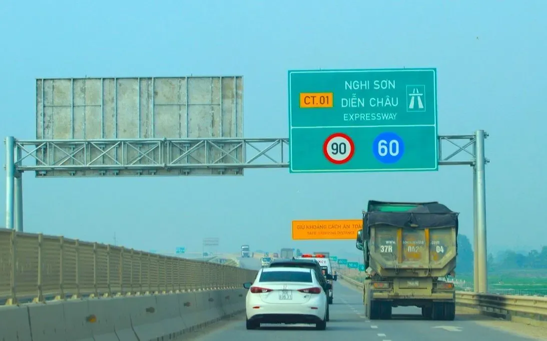 5 cao tốc Bắc &ndash; Nam bắt đầu thu ph&iacute; từ 22h ng&agrave;y 2/3/2026- Ảnh 1.