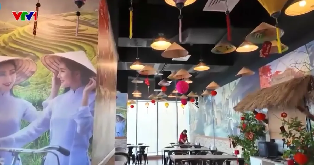 Cuộc sống của người Việt trong xung đột tại Trung Đông - Ảnh 1.