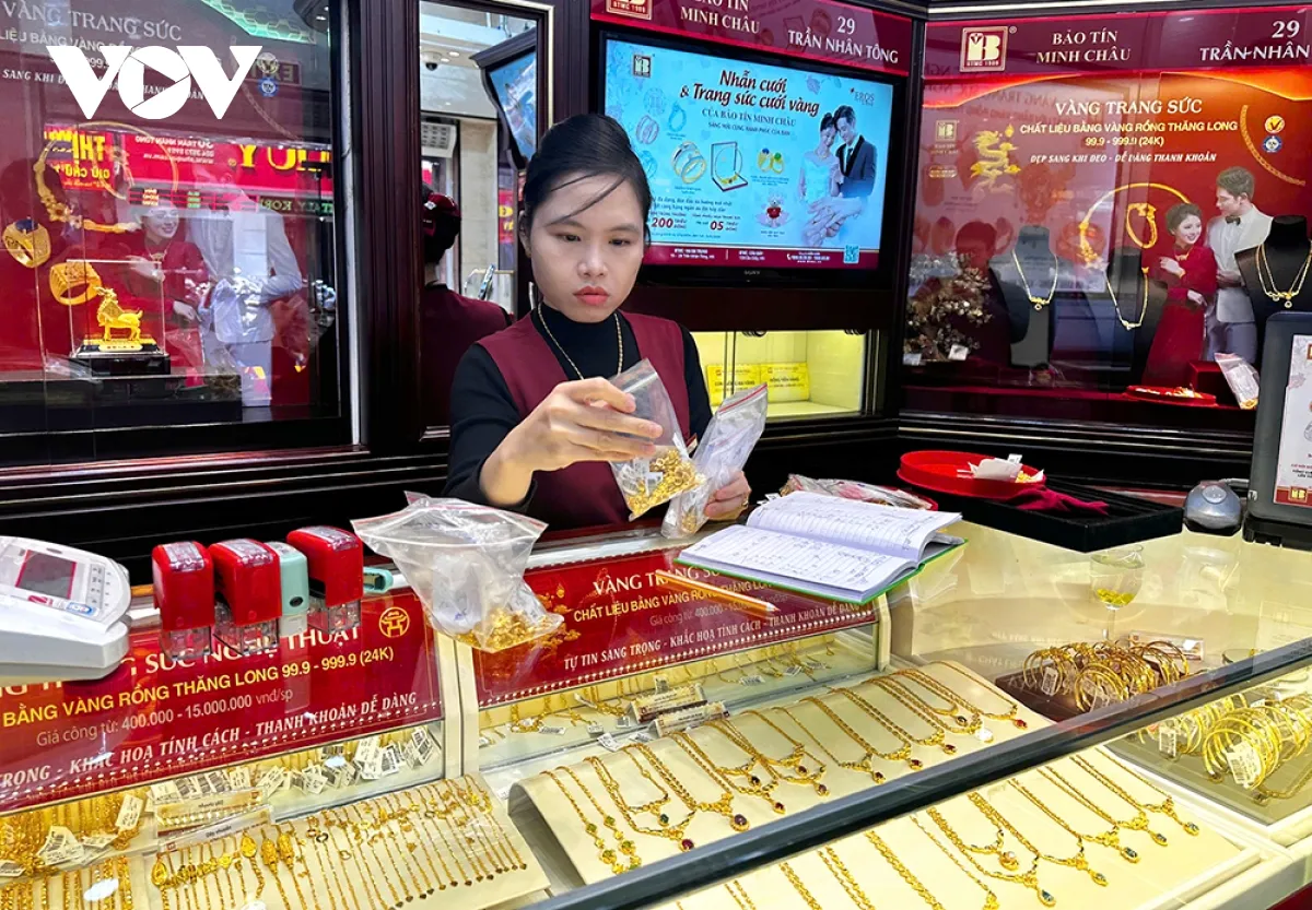 Giá vàng hôm nay 2/3: Giá vàng SJC tiến sát mốc 191 triệu đồng/lượng- Ảnh 1. Giá vàng hôm nay 2/3: Giá vàng SJC tiến sát mốc 191 triệu đồng/lượng- Ảnh 1.