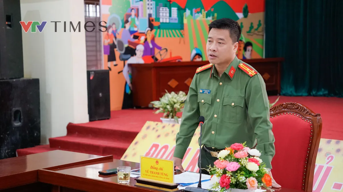 Gi&aacute;m đốc C&ocirc;ng an Lạng Sơn kiểm tra c&ocirc;ng t&aacute;c chuẩn bị bầu cử tại 4 x&atilde; tr&ecirc;n địa b&agrave;n tỉnh - Ảnh 5.