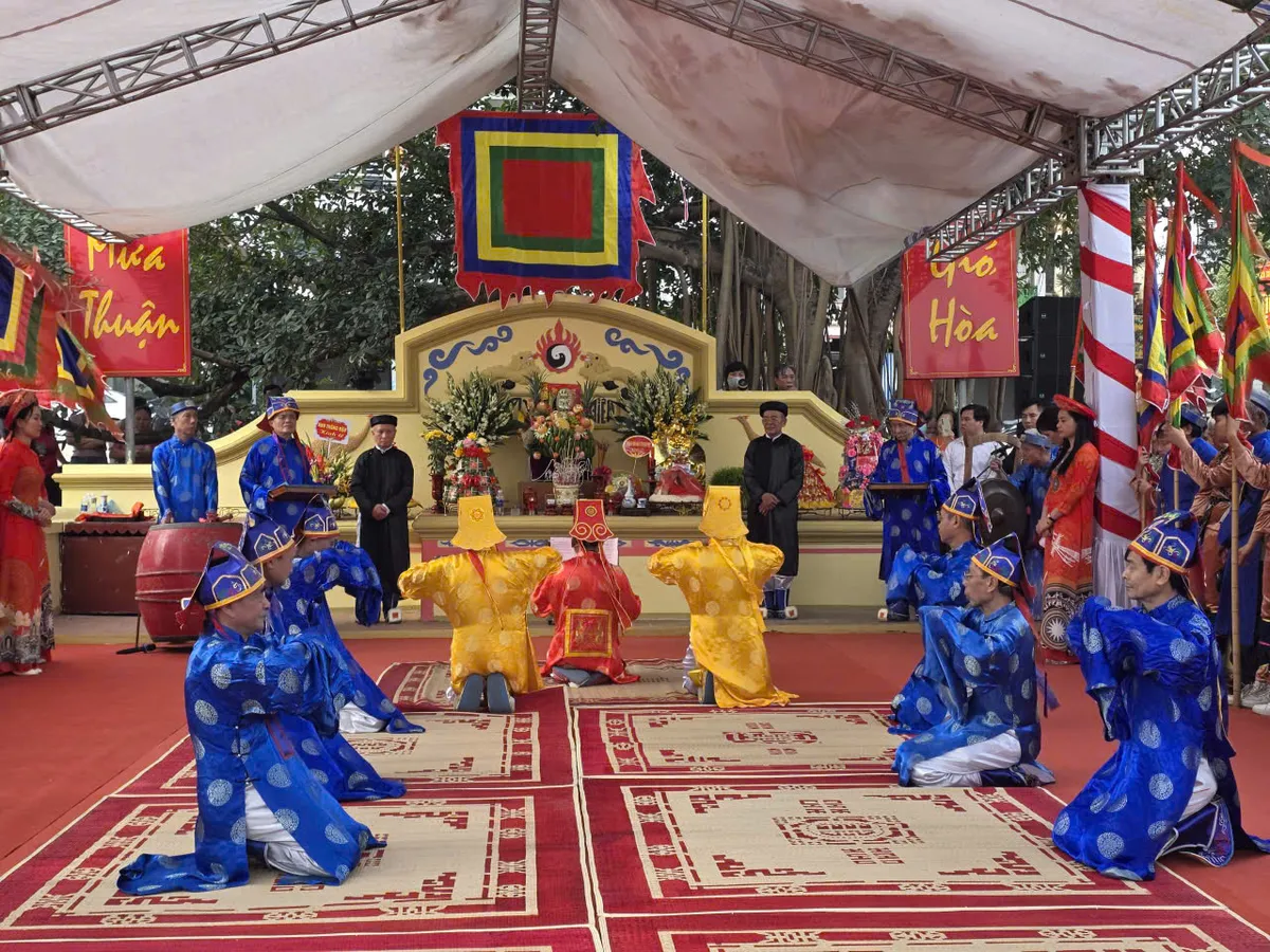 Ph&uacute; Thọ: Đặc sắc Lễ hội Vua H&ugrave;ng dạy d&acirc;n cấy l&uacute;a - Ảnh 1.