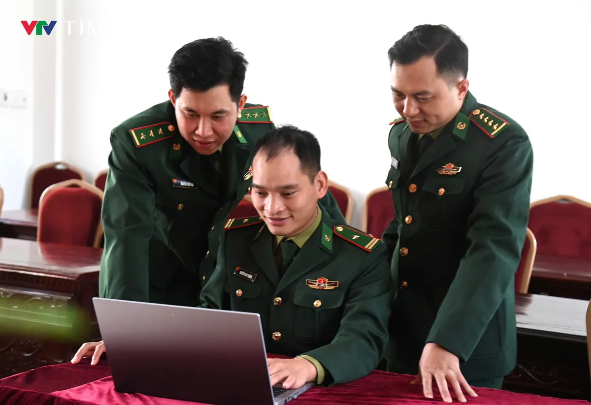 Lai Ch&acirc;u: Lan tỏa &ldquo;Thư viện ph&aacute;p luật số&rdquo; nơi ph&ecirc;n dậu Tổ quốc - Ảnh 2.