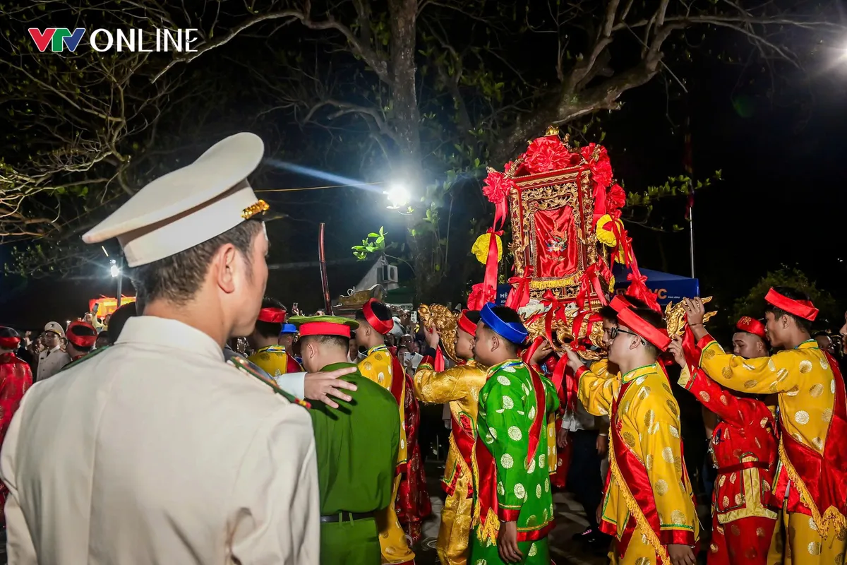 Trang trọng lễ Khai ấn Đền Trần xuân Bính Ngọ 2026 - Ảnh 4.