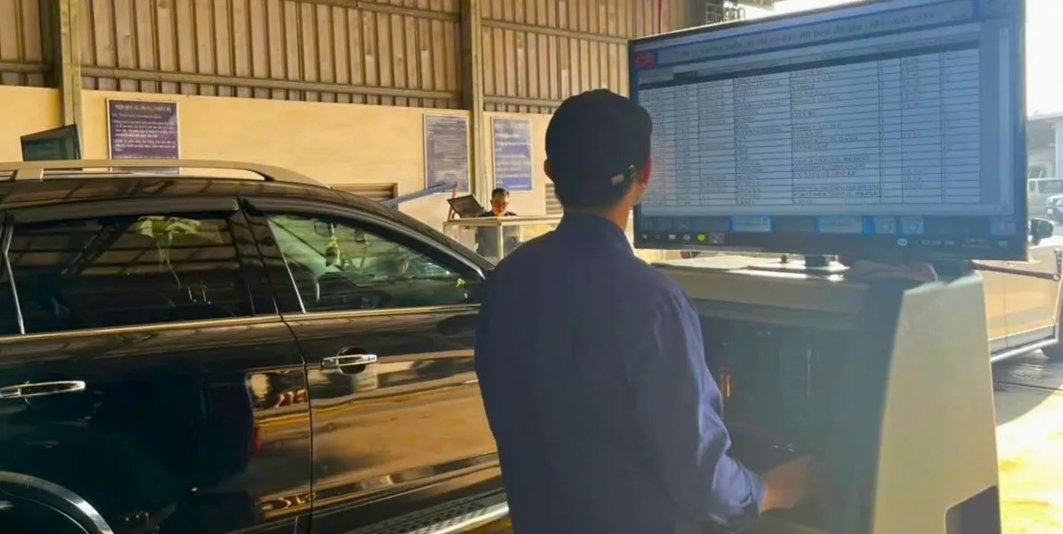 Thực hư việc xe m&aacute;y dầu phải k&yacute; cam kết &ldquo;tự nguyện&rdquo; khi kiểm định kh&iacute; thải- Ảnh 1.
