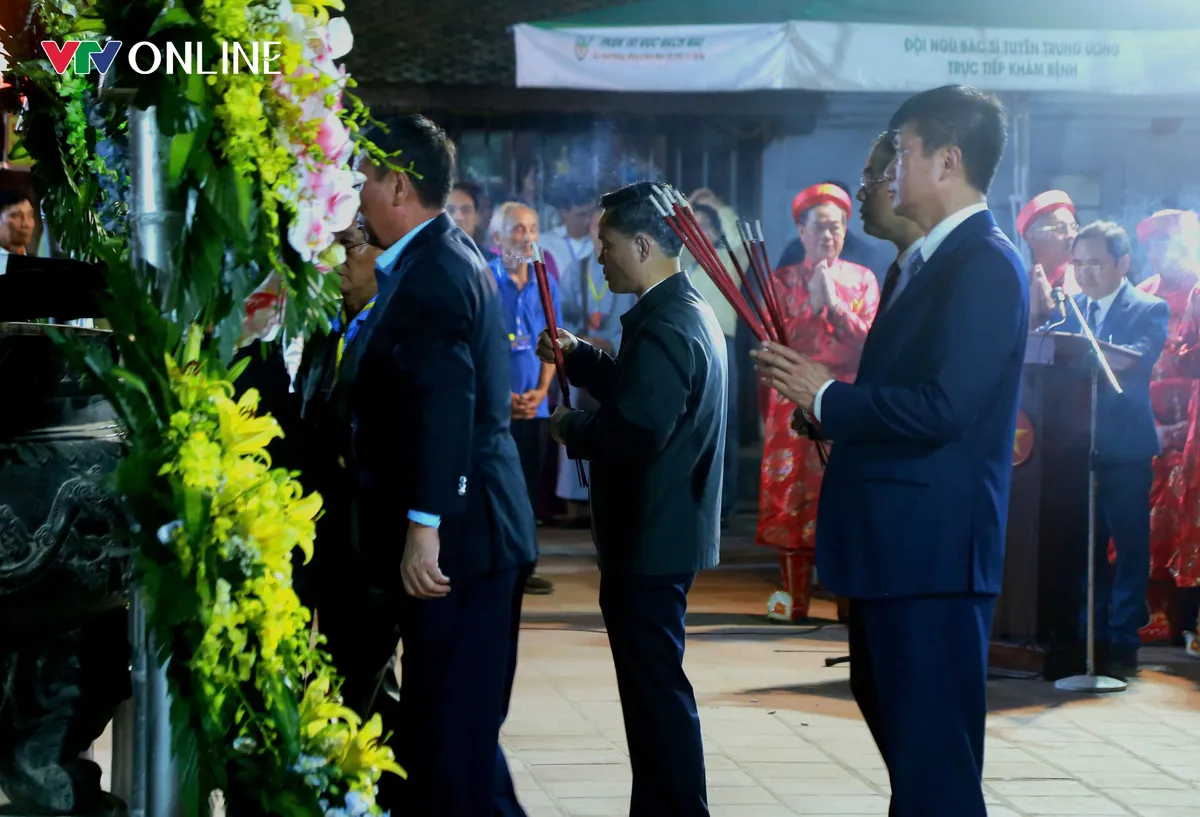 Trang trọng lễ Khai ấn Đền Trần xuân Bính Ngọ 2026 - Ảnh 1.