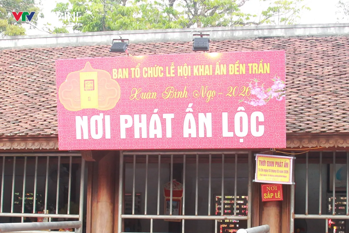 Trang trọng lễ Khai ấn Đền Trần xuân Bính Ngọ 2026 - Ảnh 8.